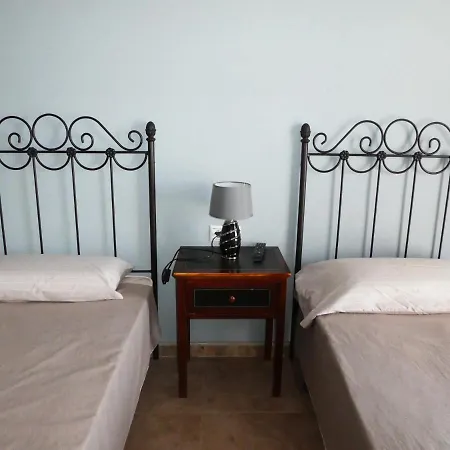 Casa 3000 *